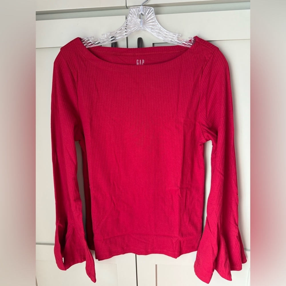 NWT GAP Red Ribbed Long Bell Sleeve Tee SZ L